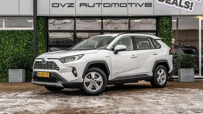 Wit Occasion 2022 Toyota RAV4 Hybrid Active SUV | € 32.950 (Eerlijke prijs)