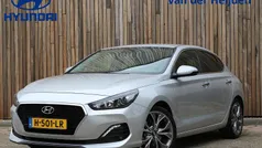 Grijs Gebruikt 2018 Hyundai i30 Premium Hatchback | € 14.420 (Eerlijke prijs)