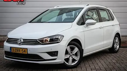 Occasion 2015 VW Golf Sportsvan Highline MPV | € 9.980 (Eerlijke prijs)