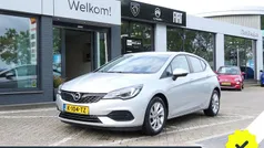 Gebruikt 2020 Opel Astra Edition Hatchback | € 12.990 (Eerlijke prijs)