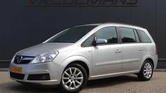 Grijs Gebruikt 2007 Opel Zafira MPV | € 2.450 (Eerlijke prijs)