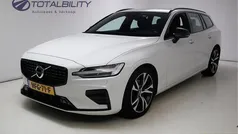 Wit Gebruikt 2021 Volvo V60 R-Design Stationwagen | € 32.950 (Goede deal)