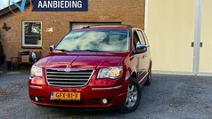 Rood Gebruikt 2008 Chrysler Grand Voyager Limited MPV | € 14.950 (Eerlijke prijs)