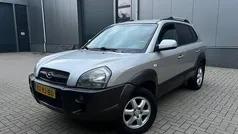 Goud Gebruikt 2005 Hyundai Tucson Dynamiq SUV | € 1.950 (Super prijs)