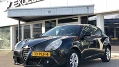 Zwart Gebruikt 2011 Alfa Romeo Giulietta Distinctive Hatchback | € 2.950 (Goede deal)