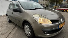 Gebruikt 2008 Renault Clio II Hatchback | € 950 (Eerlijke prijs)