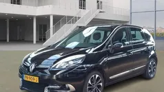 Zwart Gebruikt 2014 Renault Scénic III Bose Edition MPV | € 5.799 (Goede deal)