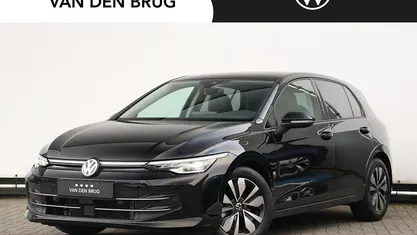 Zwart Gebruikt 2025 VW Golf VIII Edition Hatchback | € 36.285 (Eerlijke prijs)