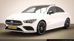 Wit Gebruikt 2020 Mercedes CLA180 AMG line Sedan | € 29.900 (Eerlijke prijs)