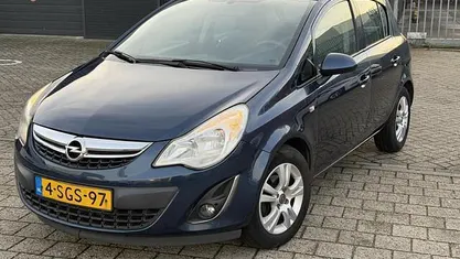 Occasion Opel Corsa 86 PK (63 kW) 2013 Blauw Hatchback