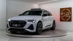 Wit Gebruikt 2022 Audi e-tron Sportback Comfort SUV | € 44.980 (Eerlijke prijs)