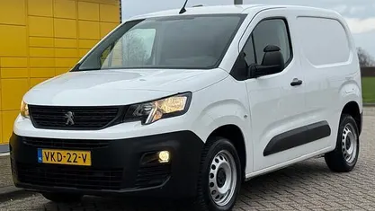 Occasion Peugeot Partner Premium 102 PK (75 kW) 2021 MPV