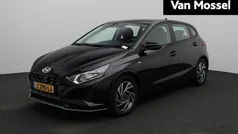 Zwart Gebruikt 2024 Hyundai i20 Comfort Hatchback | € 20.440 (Eerlijke prijs)