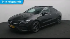 Zwart Gebruikt 2020 Mercedes CLA250e Business Sedan | € 33.945 (Eerlijke prijs)