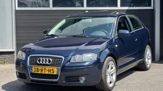 Blauw Gebruikt 2005 Audi A3 Attraction Hatchback | € 4.450 (Eerlijke prijs)