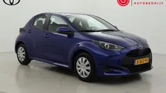 Blauw Gebruikt 2024 Toyota Yaris Active Hatchback | € 21.499 (Eerlijke prijs)