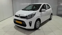 (ud) clear white s Gebruikt 2019 Kia Picanto Hatchback | € 10.950 (Eerlijke prijs)