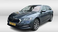 Grijs Gebruikt 2021 Skoda Octavia Business Line Stationwagen | € 25.950 (Eerlijke prijs)