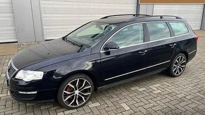 Zwart Gebruikt 2008 VW Passat Comfortline Stationwagen | € 1.650 (Goede deal)