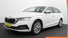 Wit Gebruikt 2022 Skoda Octavia Ambition Stationwagen | € 24.900 (Eerlijke prijs)