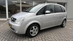 Gebruikt 2003 Opel Meriva Cosmo MPV | € 1.799 (Eerlijke prijs)
