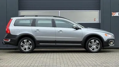 Grijs Occasion 2013 Volvo XC70 Summum Stationwagen | € 19.950 (Super prijs)