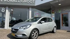 Grijs, metallic lak Gebruikt 2017 Opel Corsa Edition Hatchback | € 9.950 (Eerlijke prijs)