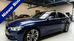 Blauw Gebruikt 2016 BMW 330 Executive Sedan | € 17.990 (Eerlijke prijs)