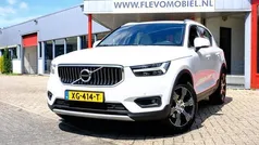 Wit, metallic lak Gebruikt 2019 Volvo XC40 Inscription SUV | € 24.950 (Eerlijke prijs)