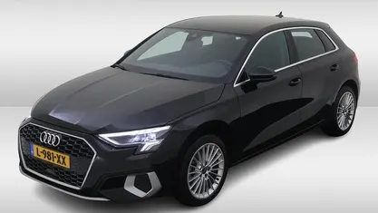 Zwart Gebruikt 2021 Audi A3 Sportback Business Hatchback | € 24.450 (Eerlijke prijs)