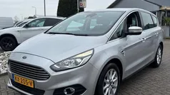 Grijs Gebruikt 2017 Ford S-MAX Titanium MPV | € 16.950 (Eerlijke prijs)