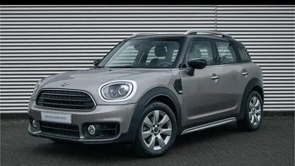 Zilver Occasion 2019 Mini Cooper Countryman Comfort SUV | € 20.950 (Eerlijke prijs)