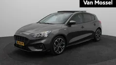 Grijs Gebruikt 2019 Ford Focus Business Edition Hatchback | € 18.740 (Eerlijke prijs)