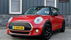 Rood Gebruikt 2014 Mini Cooper Hatchback | € 14.950 (Eerlijke prijs)