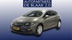Gebruikt 2017 Opel Astra Business Hatchback | € 10.950 (Eerlijke prijs)