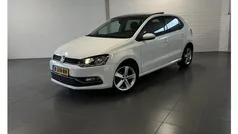 Wit Gebruikt 2015 VW Polo Hatchback | € 7.999 (Eerlijke prijs)