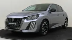 Grijs, metallic lak Gebruikt 2024 Peugeot 208 Allure Hatchback | € 24.925 (Goede deal)