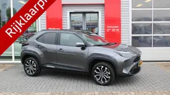 Grijs Gebruikt 2024 Toyota Yaris Cross Limited SUV | € 29.900 (Eerlijke prijs)