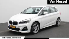 Wit Gebruikt 2021 BMW 220 Executive Stationwagen | € 23.400 (Goede deal)