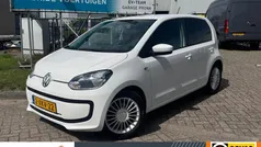 Wit Gebruikt 2014 VW up! move up! Hatchback | € 9.250 (Eerlijke prijs)