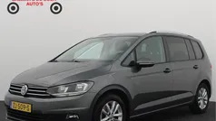 Gebruikt 2019 VW Touran Comfortline MPV | € 23.283 (Eerlijke prijs)