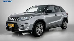 Grijs metallic Gebruikt 2024 Suzuki Vitara SUV | € 25.945 (Eerlijke prijs)