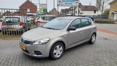 Gebruikt 2010 Kia Ceed Hatchback | € 4.295 (Eerlijke prijs)