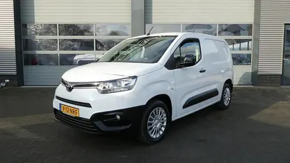 Occasion 2024 Toyota Proace City City MPV | € 18.450 (Goede deal)