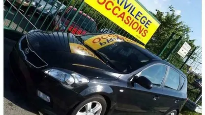 Occasion Kia Ceed 88 PK (64 kW) 2013 Zwart Hatchback