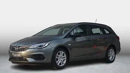 Grijs Occasion 2022 Opel Astra Edition Stationwagen | € 18.589 (Eerlijke prijs)