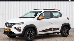 Wit Gebruikt 2022 Dacia Spring Comfort Plus Hatchback | € 10.950 (Eerlijke prijs)