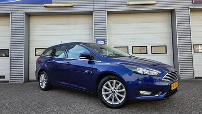 Blauw Occasion 2018 Ford Focus Titanium Stationwagen | € 9.950 (Eerlijke prijs)