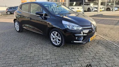 Occasion 2018 Renault Clio IV LIMITED Hatchback | € 8.450 (Eerlijke prijs)