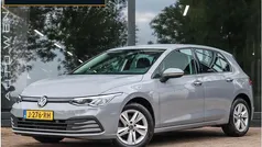 Gebruikt 2020 VW Golf VIII Life Hatchback | € 17.900 (Eerlijke prijs)